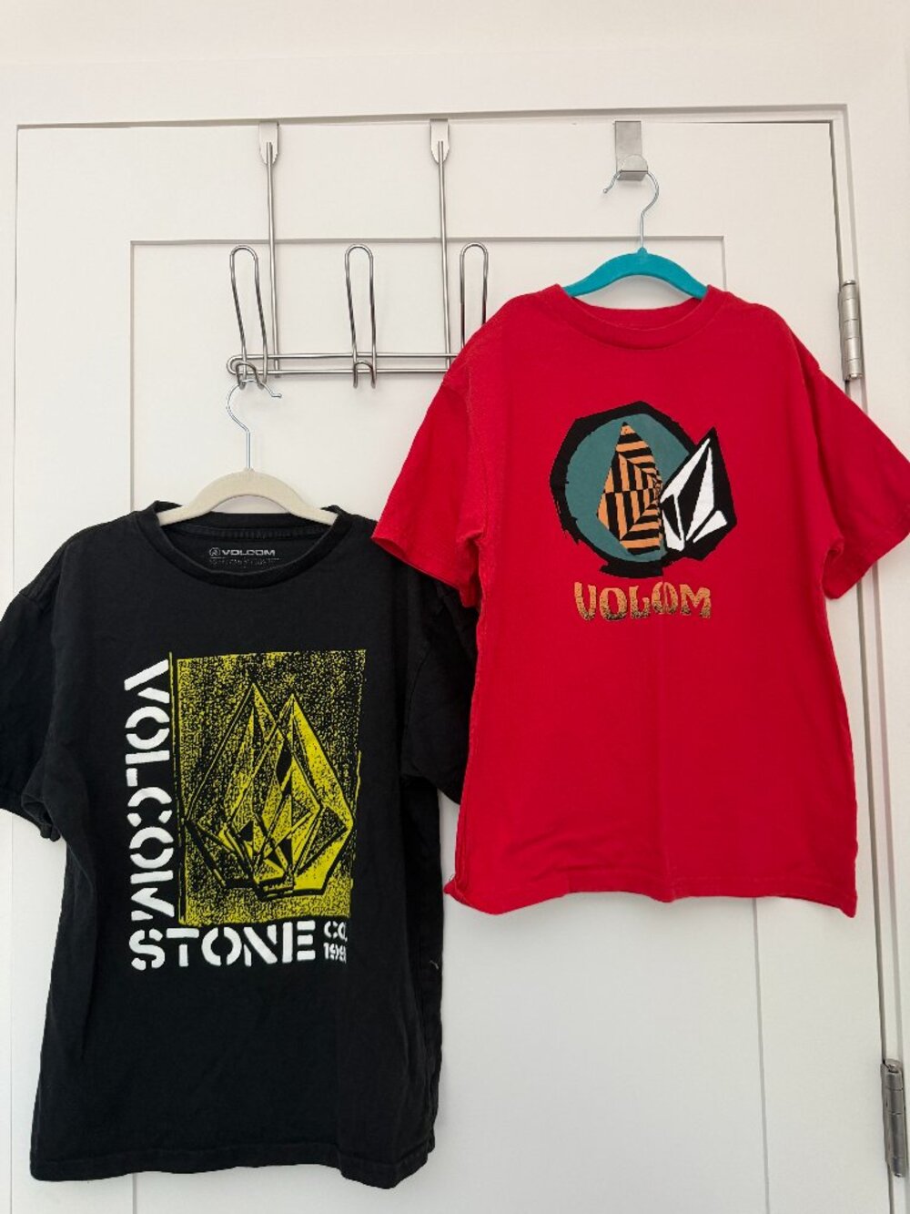 Volcom Boys Graphic T-Shirts 2-Pack Red & Black Stone Logo Youth Medium (M/12)